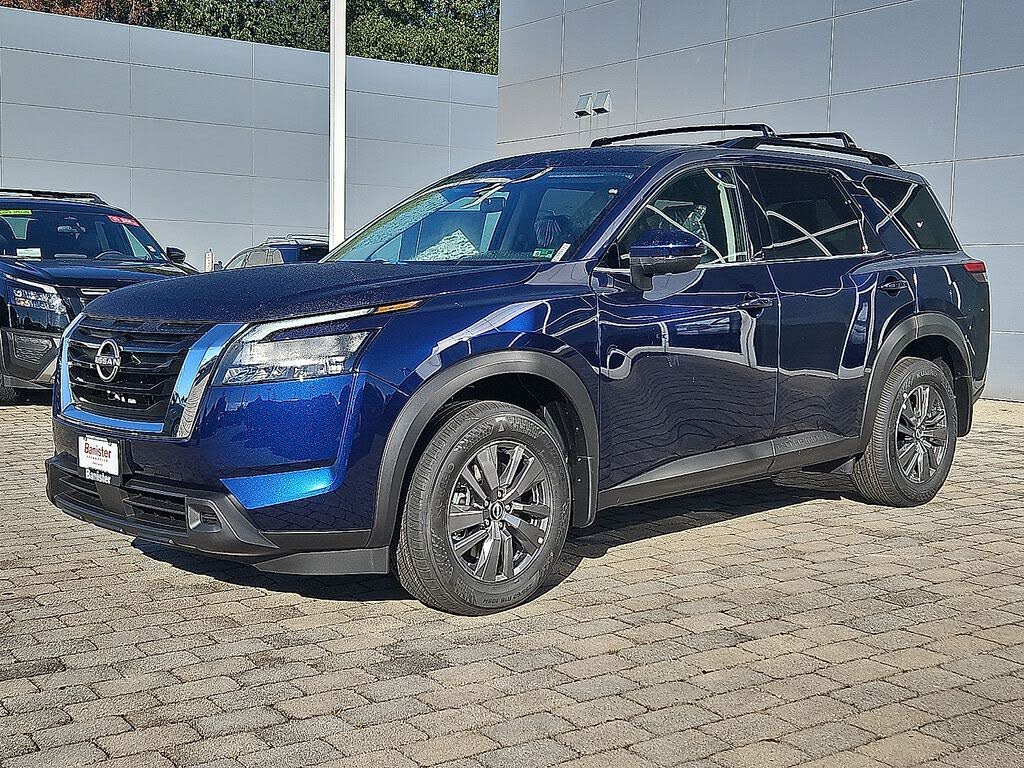 2025 Nissan Pathfinder SV FWD