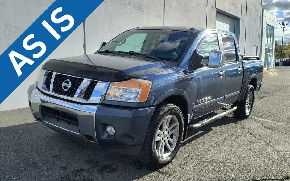 Nissan Titan S Crew Cab 4WD 2013
