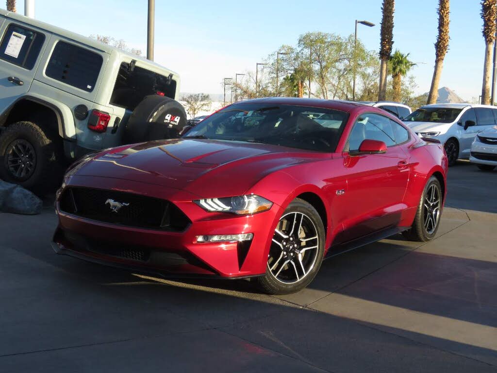2018 Ford Mustang GT Premium Coupe RWD