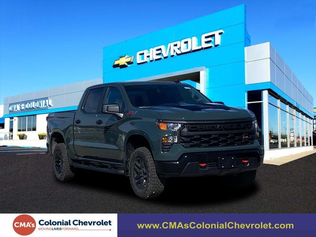 2026 Chevrolet Silverado 1500 Custom Trail Boss Crew Cab 4WD
