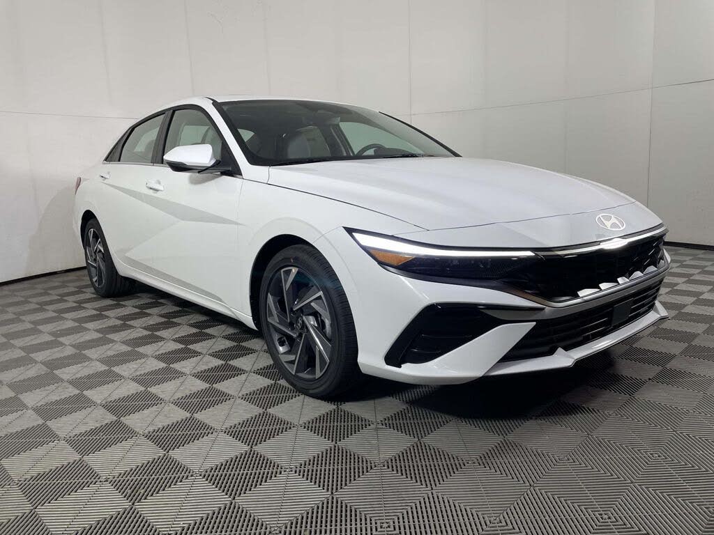 2026 Hyundai Elantra Limited FWD