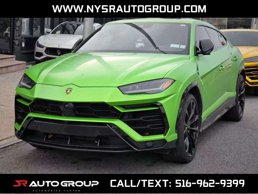 2022 Lamborghini Urus AWD
