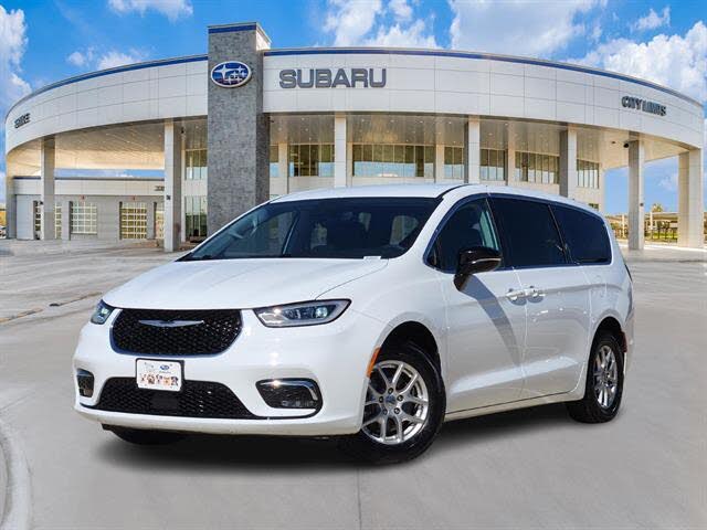 2024 Chrysler Pacifica Touring L FWD