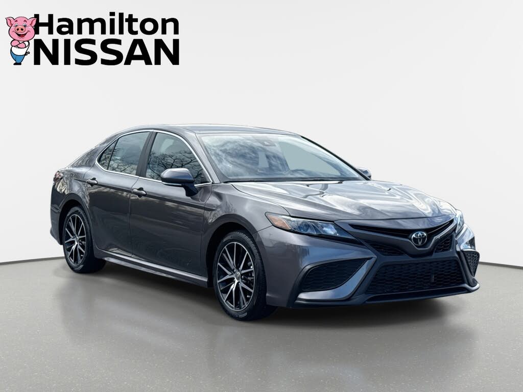 2024 Toyota Camry SE FWD