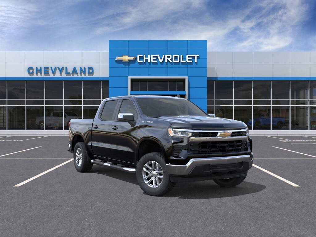 2026 Chevrolet Silverado 1500 LT Crew Cab RWD