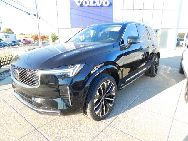 2026 Volvo XC90 B6 Plus 7-Passenger AWD