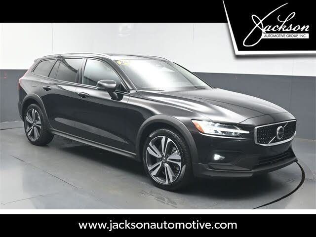 2024 Volvo V60 Cross Country B5 Plus AWD