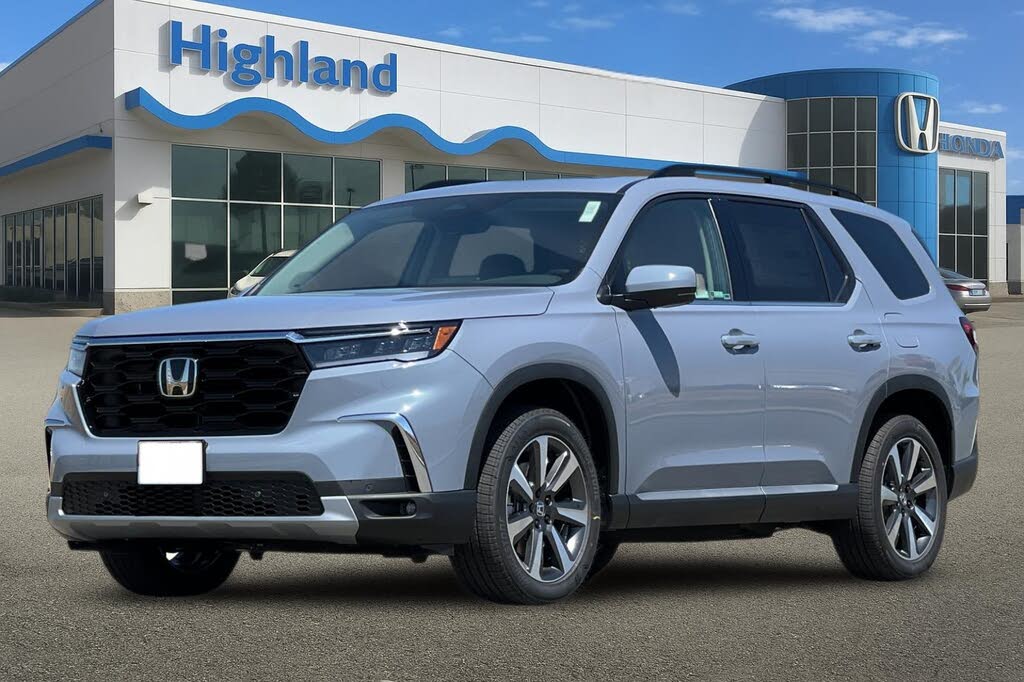 2025 Honda Pilot Touring AWD