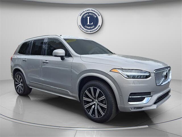 2025 Volvo XC90 B6 Plus Bright Theme 7-Passenger AWD
