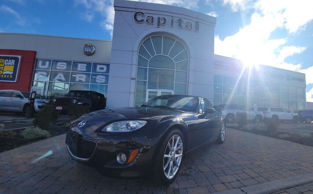 Mazda MX-5 Miata Touring 2011