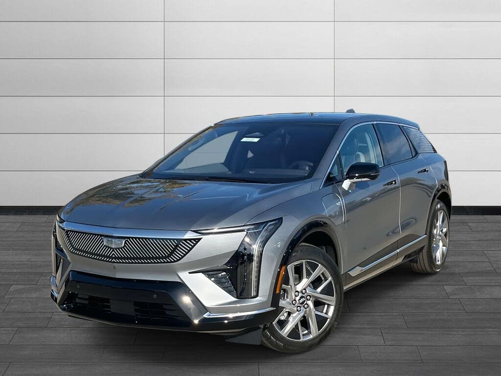 2026 Cadillac OPTIQ Luxury RWD