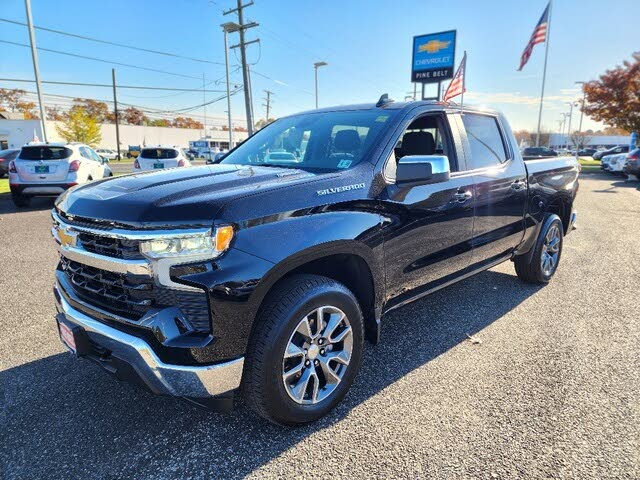2025 Chevrolet Silverado 1500 LT Crew Cab 4WD