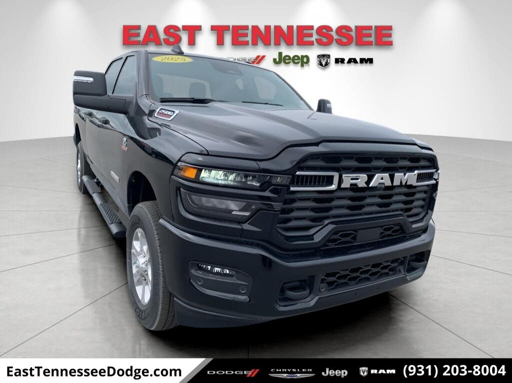 2025 RAM 2500 Big Horn Crew Cab 4WD