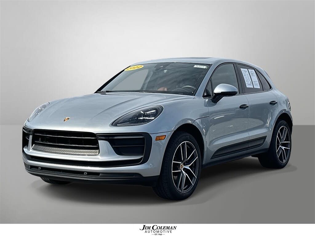 2022 Porsche Macan AWD