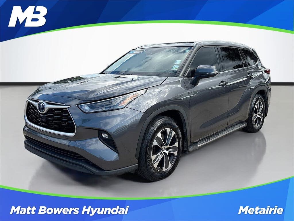 2022 Toyota Highlander Hybrid XLE FWD
