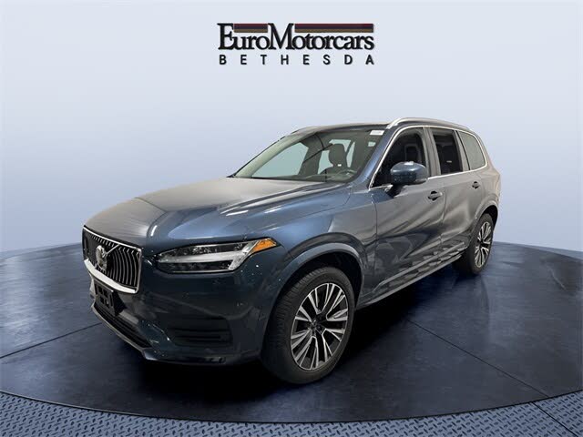 2022 Volvo XC90 T5 Momentum AWD