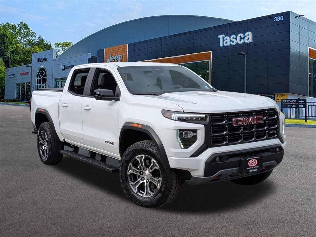 2023 GMC Canyon AT4 Crew Cab 4WD