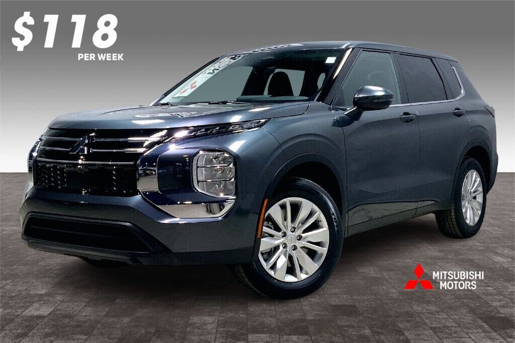 Mitsubishi Outlander ES FWD 2025