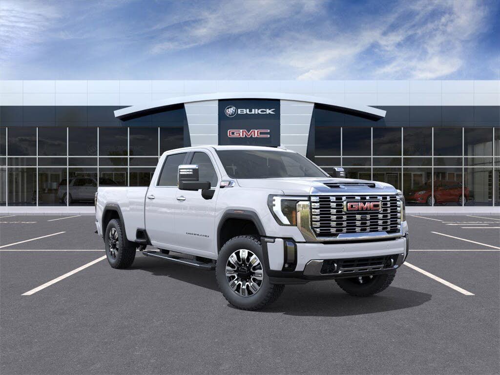 2026 GMC Sierra 2500HD Denali Crew Cab 4WD