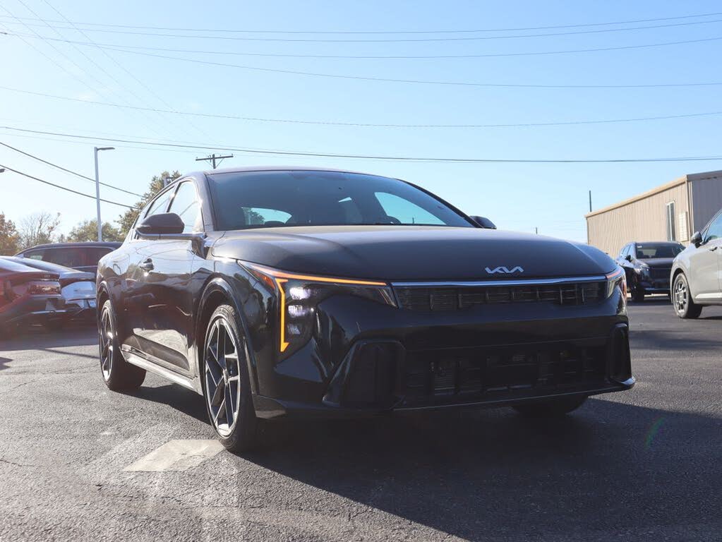 2025 Kia K4 GT-Line FWD