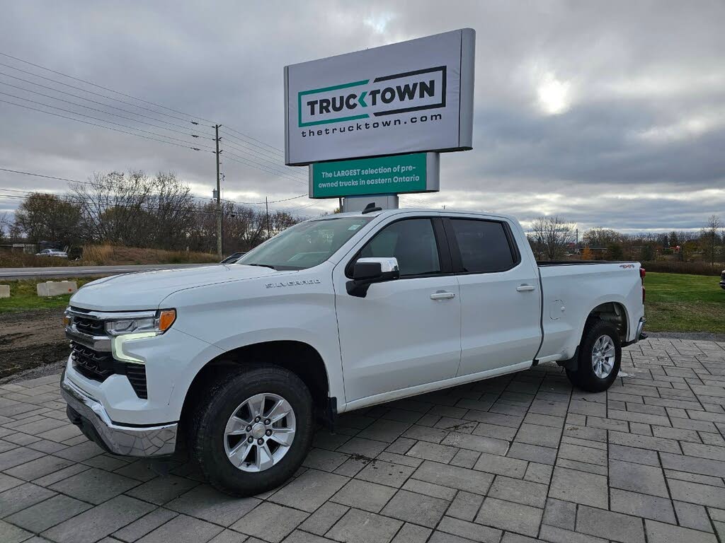 2023 Chevrolet Silverado 1500 LT Crew Cab 4WD