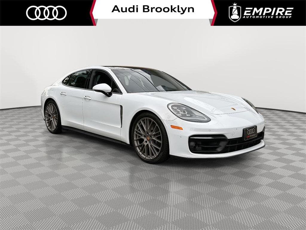 2023 Porsche Panamera 4 AWD