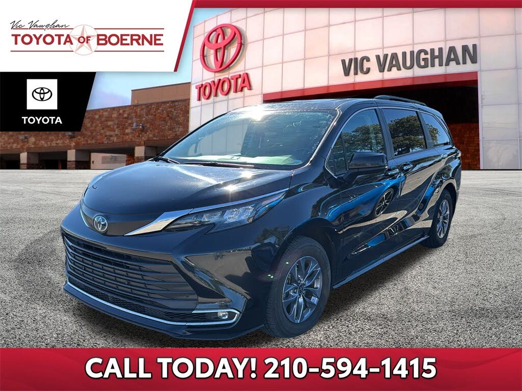 2024 Toyota Sienna XLE 7-Passenger FWD