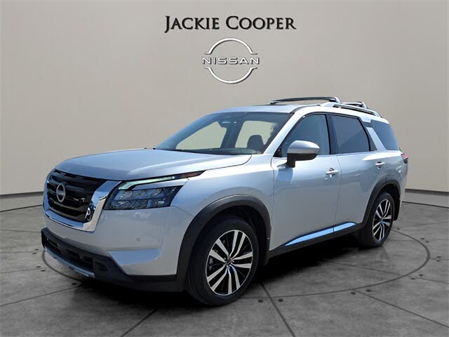 2025 Nissan Pathfinder Platinum FWD