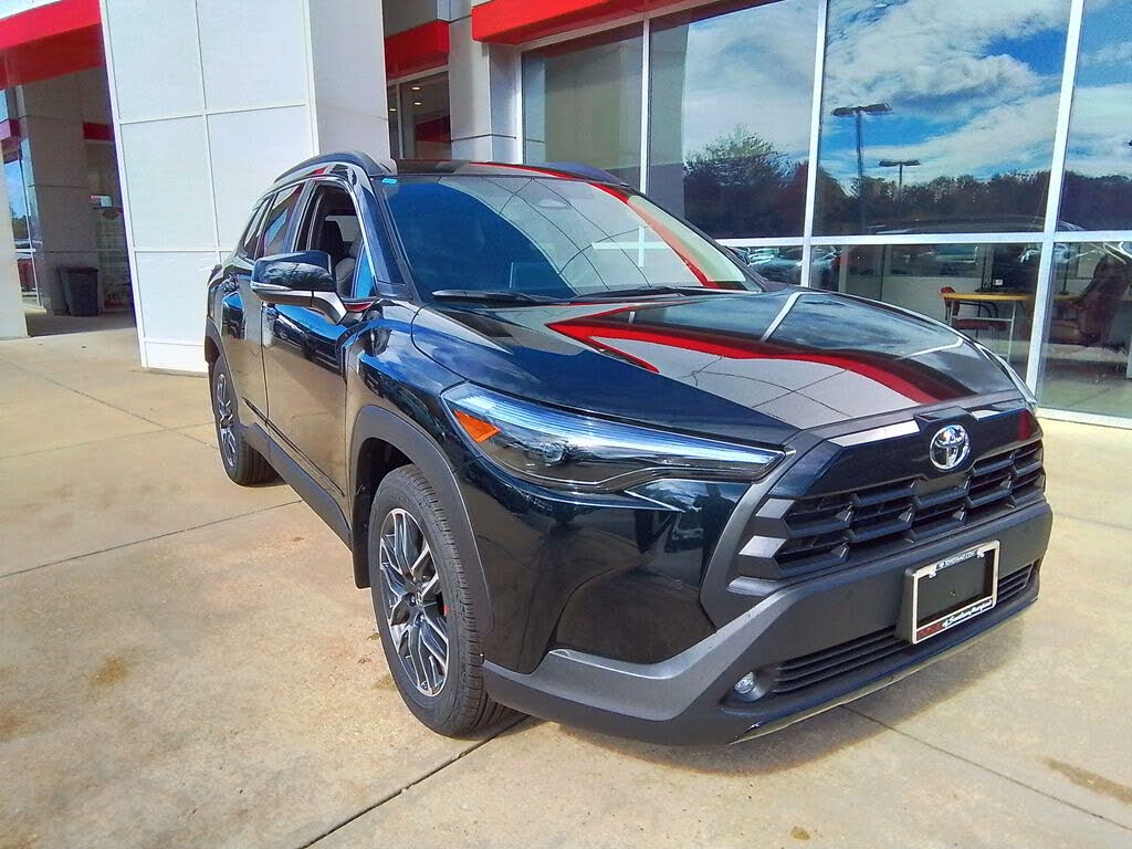 2026 Toyota Corolla Cross XLE AWD