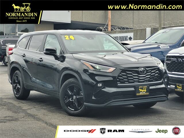 2024 Toyota Highlander LE FWD