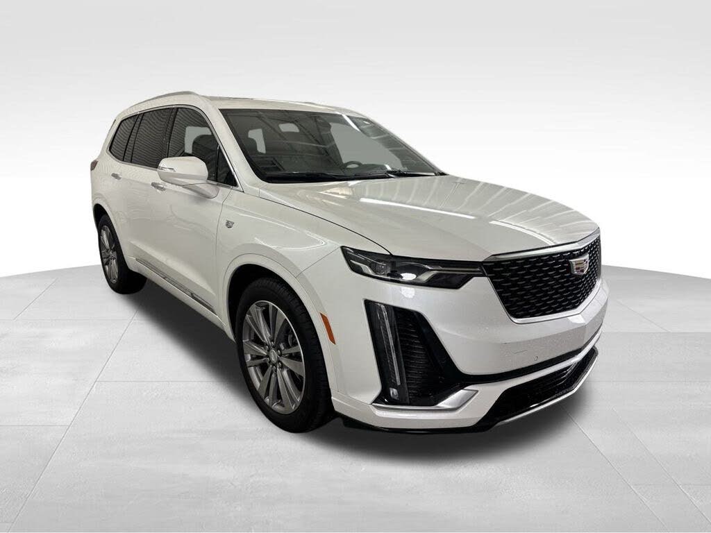 2025 Cadillac XT6 Premium Luxury FWD