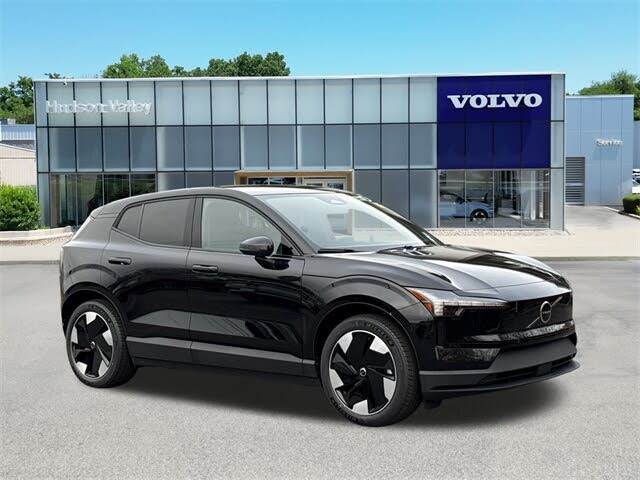 2026 Volvo EX30 Twin Plus eAWD