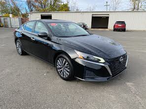 Nissan Altima 2.5 SV FWD