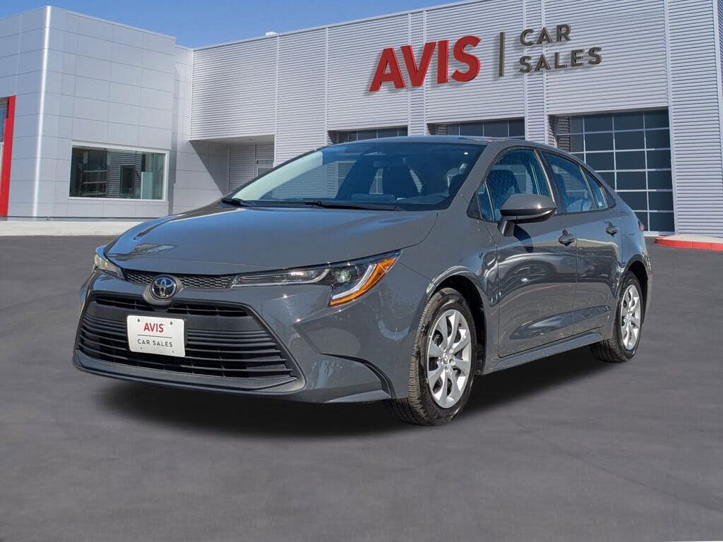 2025 Toyota Corolla LE FWD