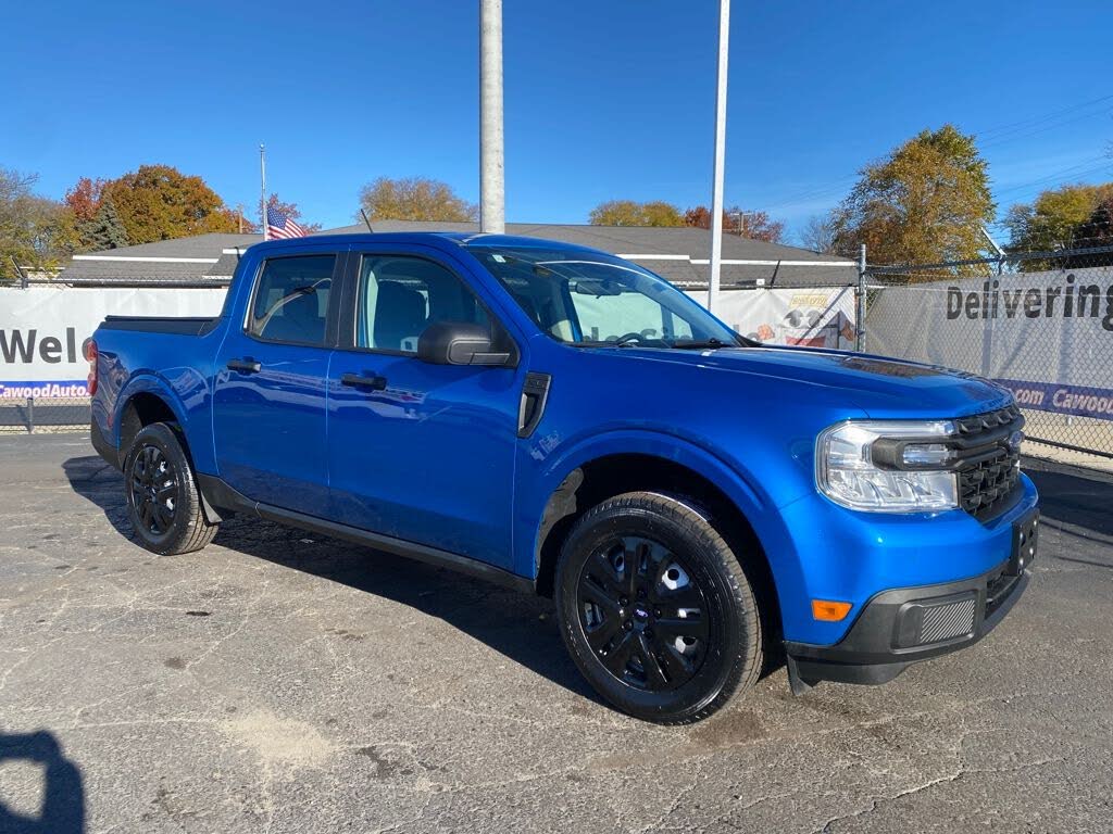 2022 Ford Maverick XL SuperCrew AWD