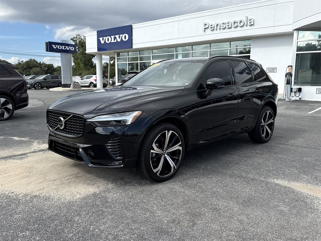 2025 Volvo XC60 B5 Ultra Dark Theme AWD