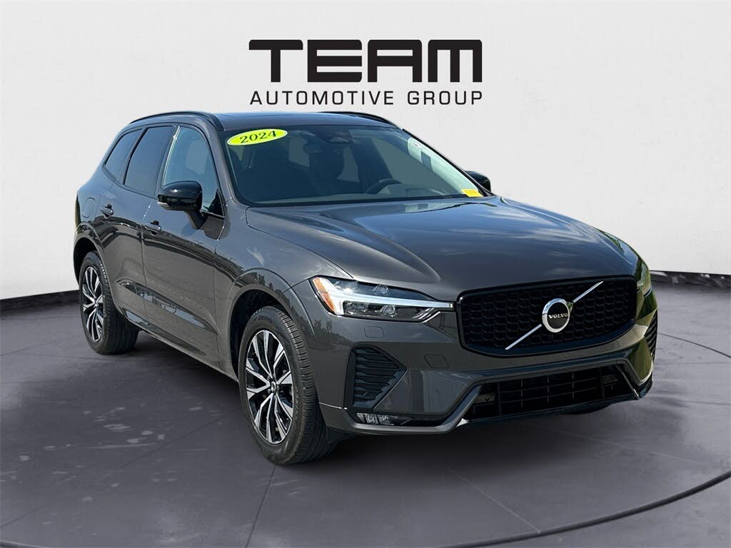 2024 Volvo XC60 B5 Core Dark Theme AWD