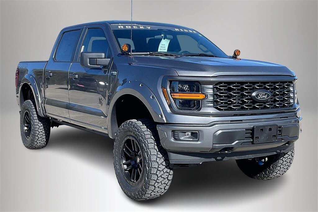 2025 Ford F-150 STX 4dr SuperCrew 4WD