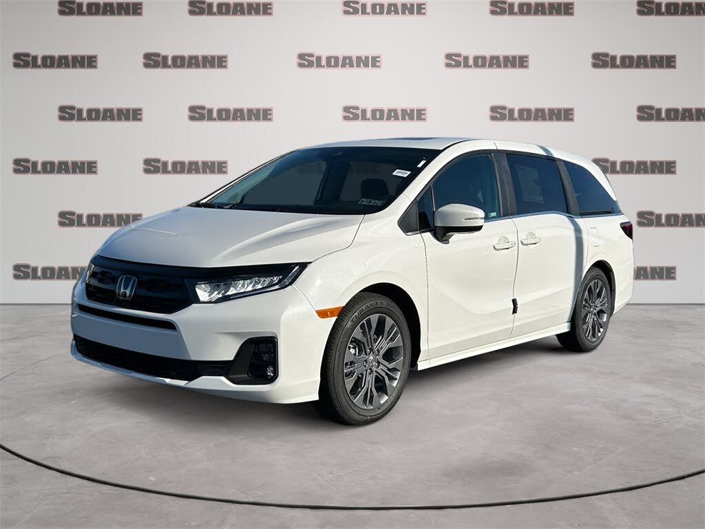 2026 Honda Odyssey Touring FWD