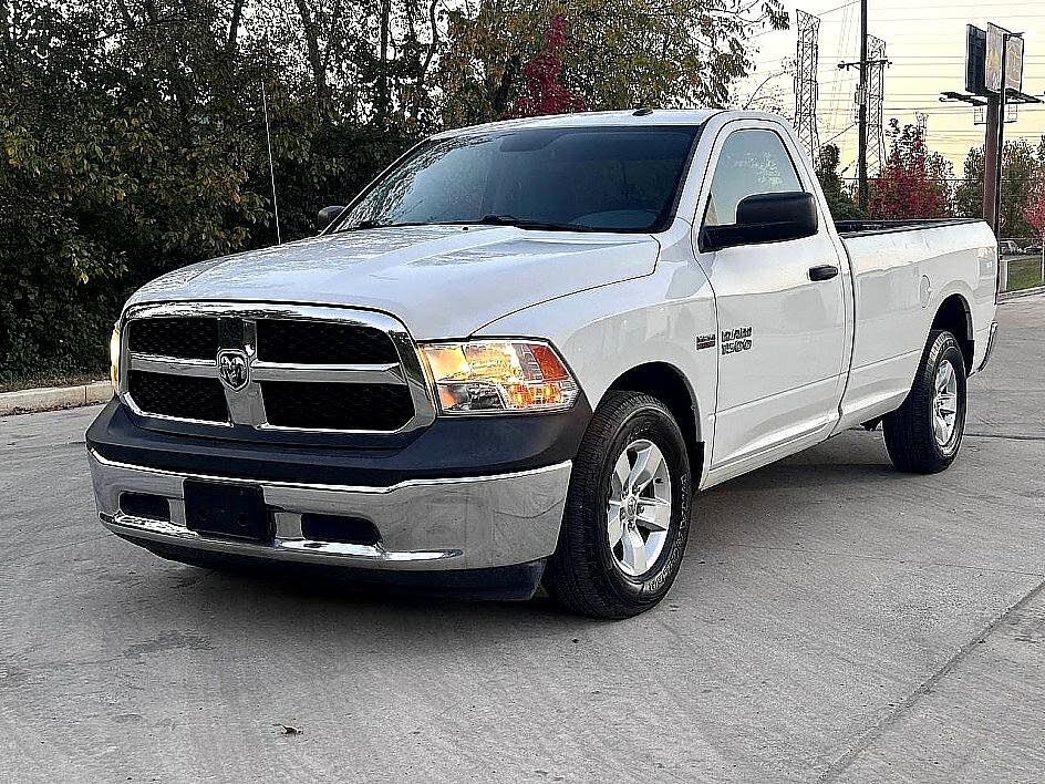 2017 RAM 1500 Tradesman LB RWD