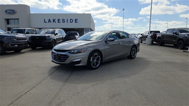 2024 Chevrolet Malibu LT with 1LT FWD