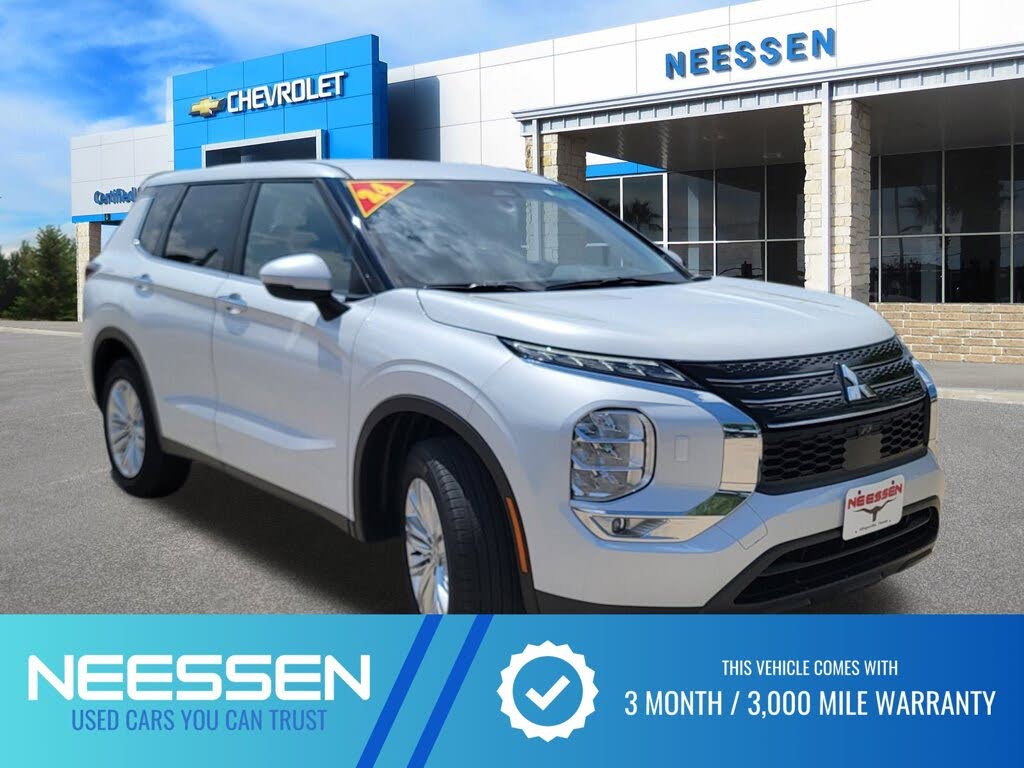 2024 Mitsubishi Outlander ES S-AWC