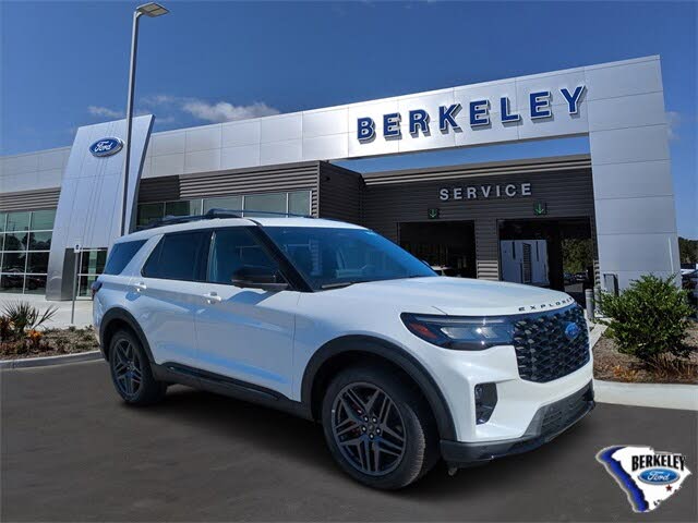 2025 Ford Explorer ST RWD