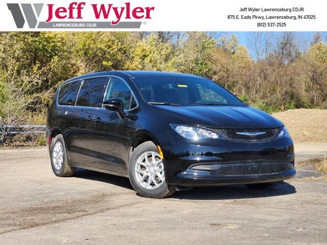 2026 Chrysler Voyager LX FWD