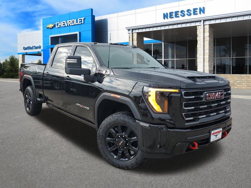 2026 GMC Sierra 2500HD AT4 Crew Cab 4WD