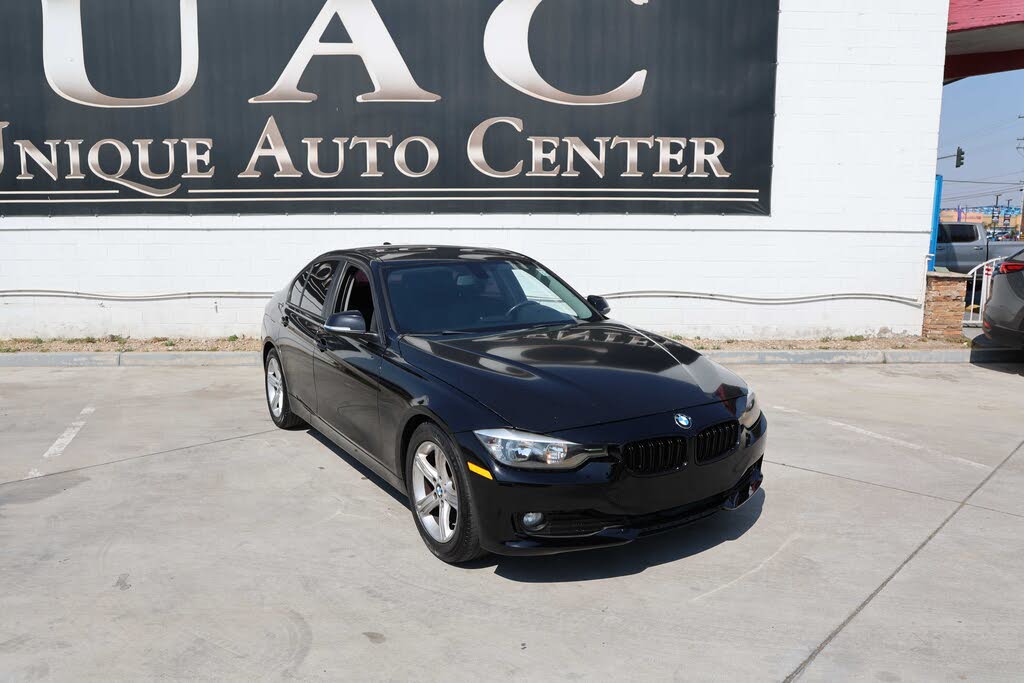 2014 BMW 3 Series 320i Sedan RWD