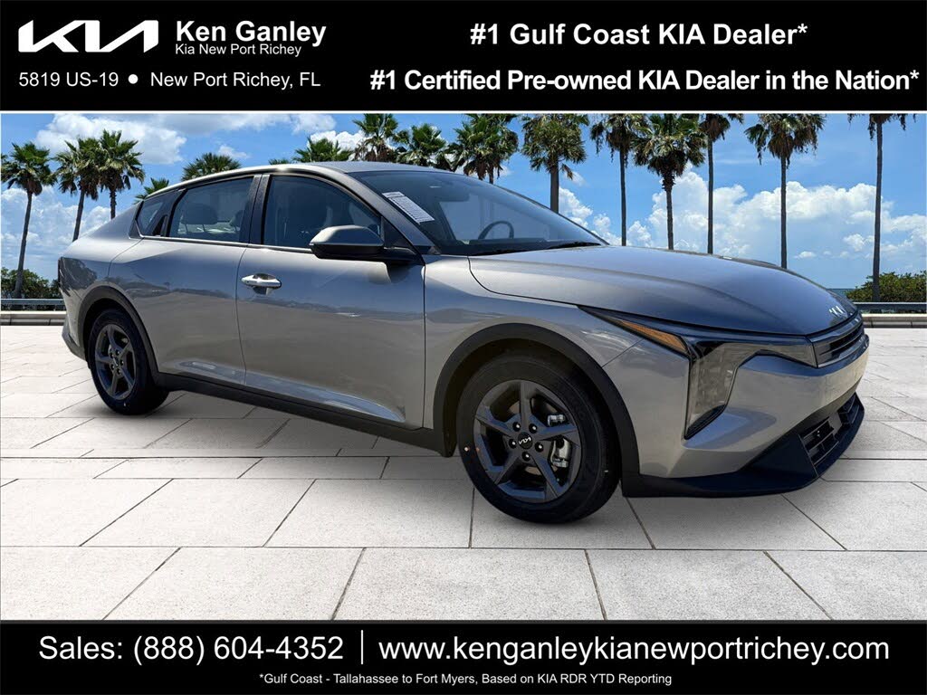 2025 Kia K4 LXS FWD