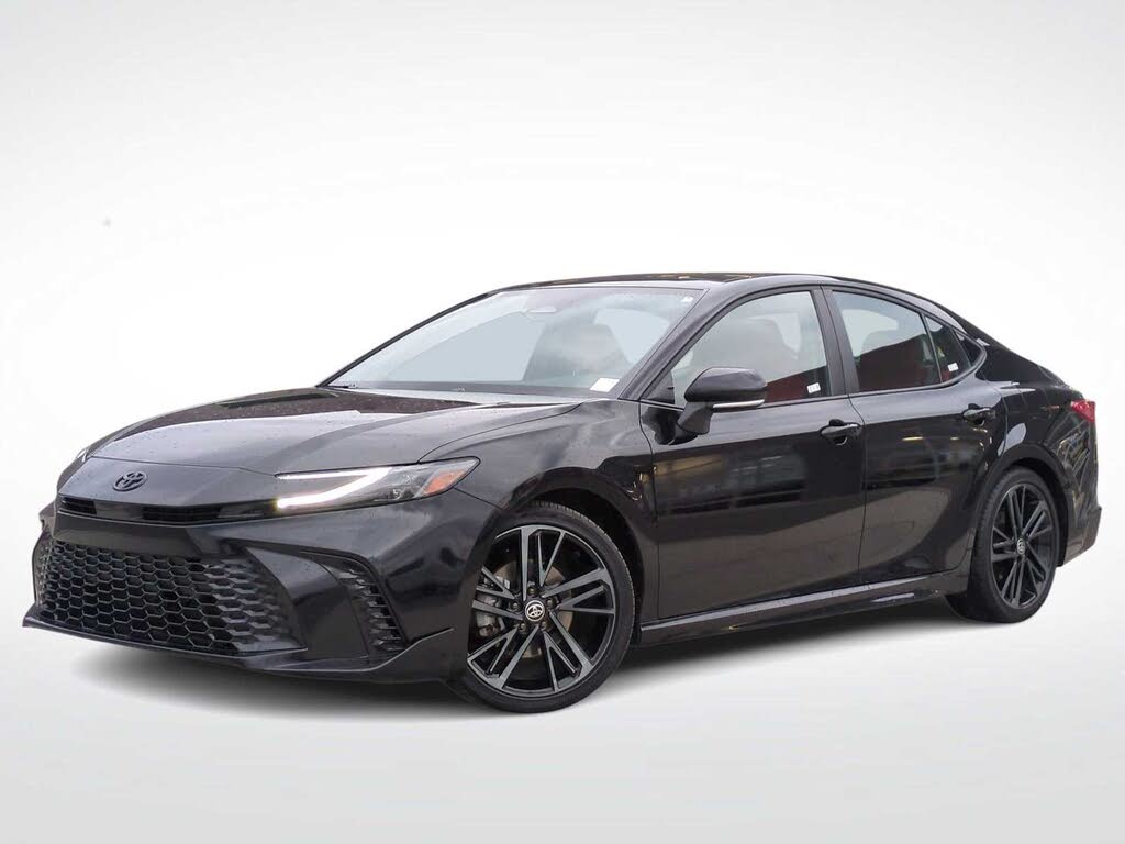 2025 Toyota Camry XSE FWD