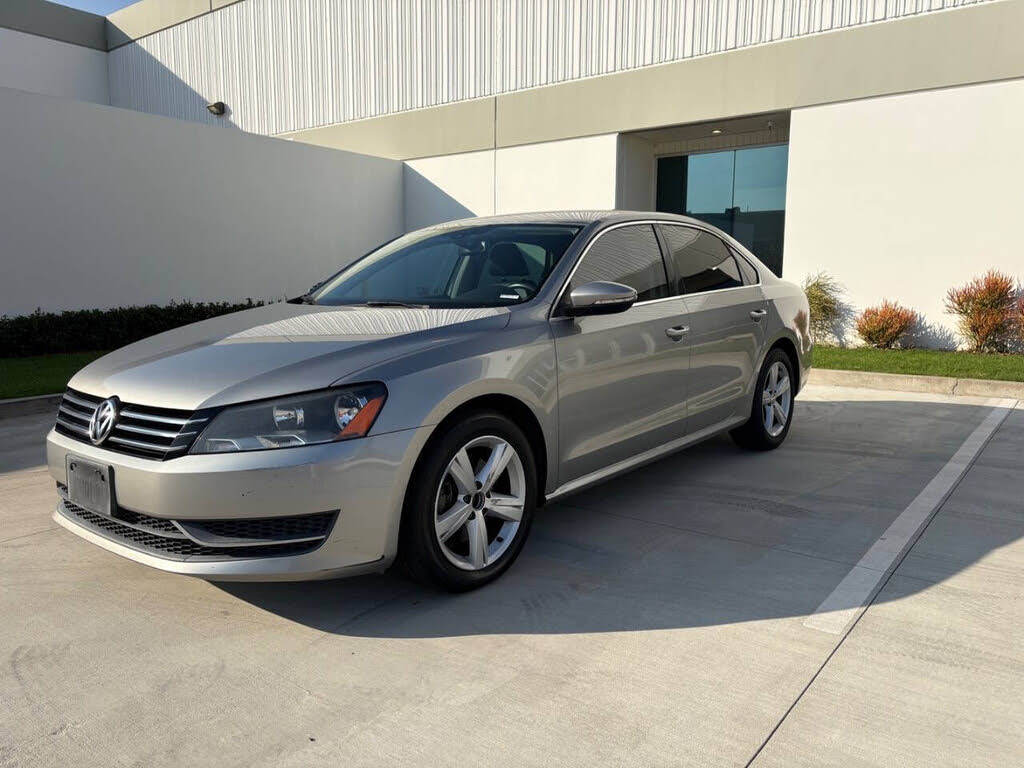2012 Volkswagen Passat SE