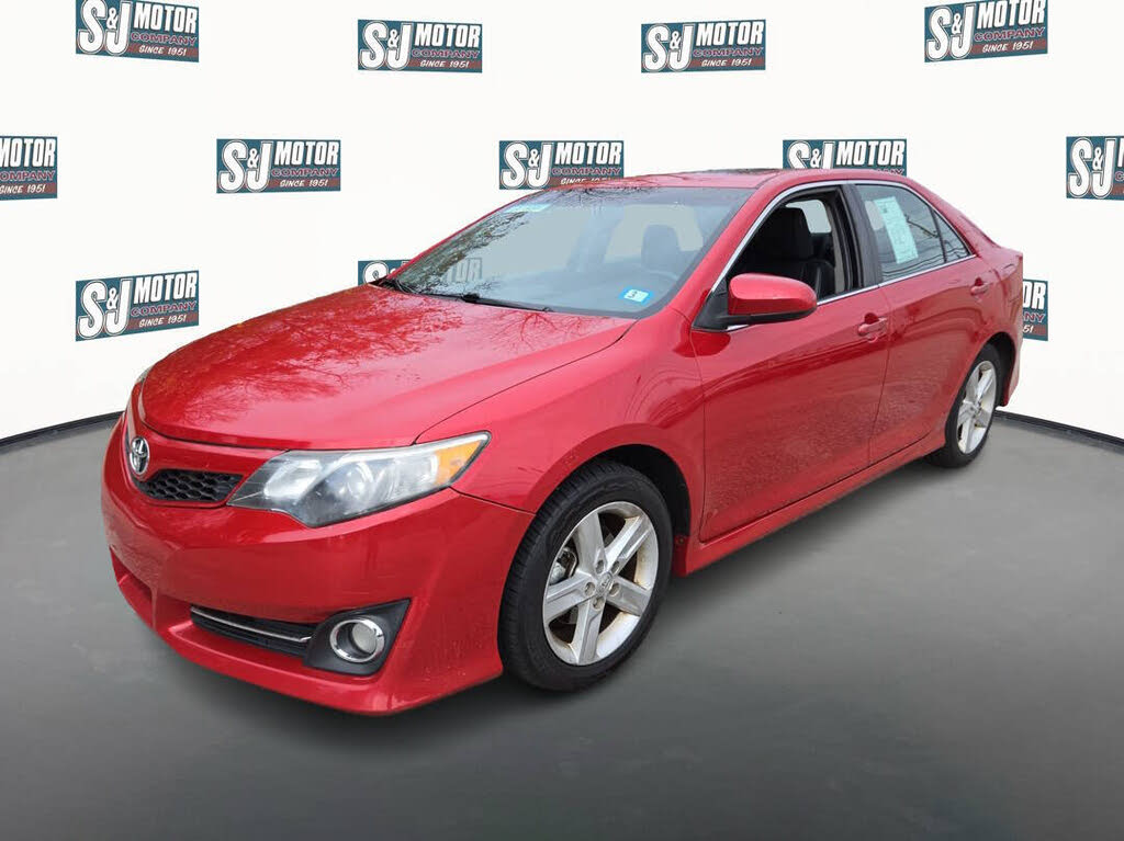 2014 Toyota Camry SE